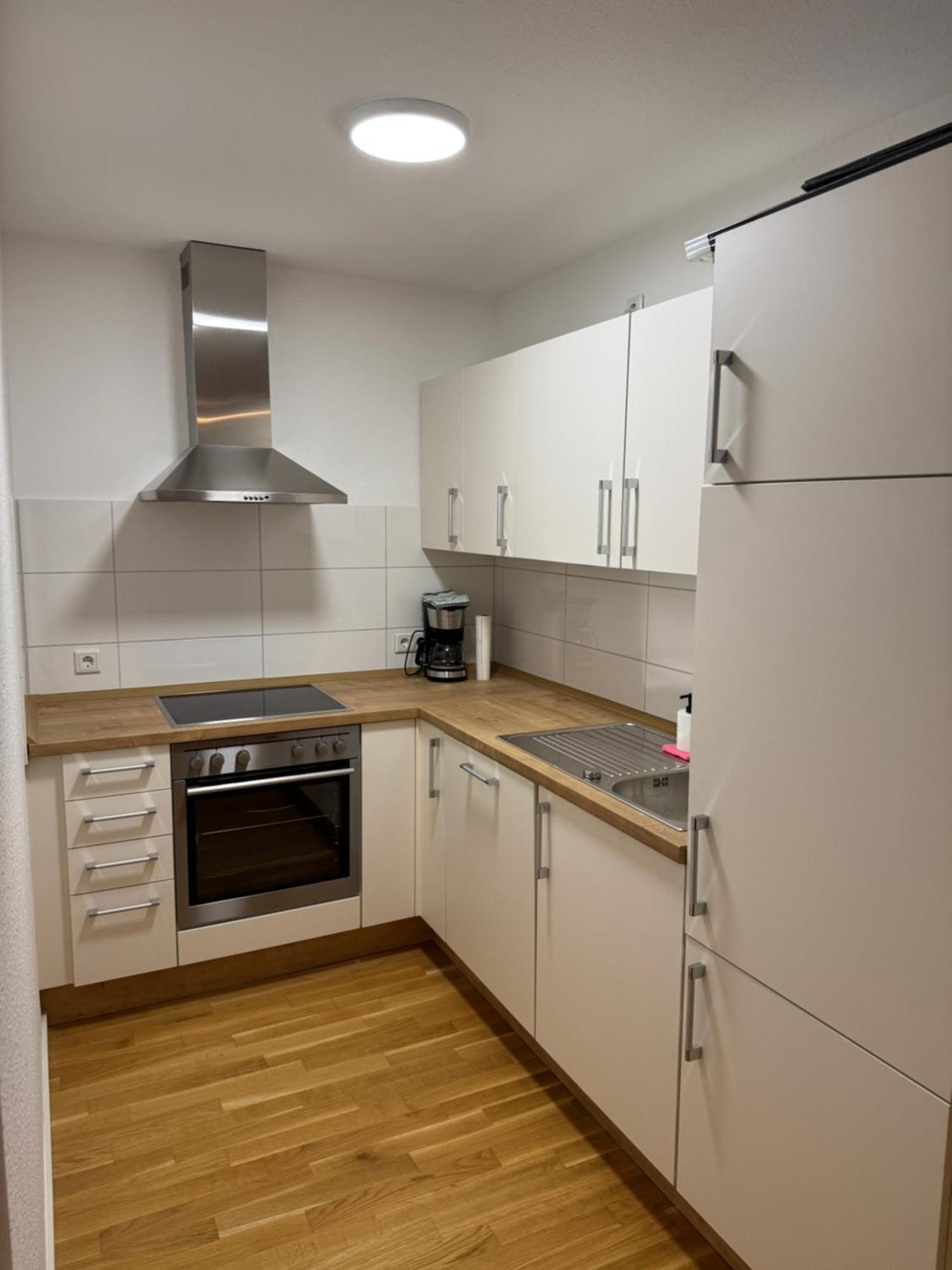 Barrierefreie Wohnung Im Herzen Der Stadt Mit Parkplatz, Wifi Und Tv - Emma Werne Екстериор снимка